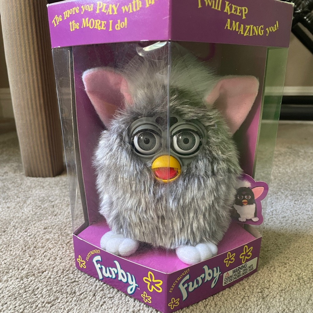 1998 Furby - Grey Owl